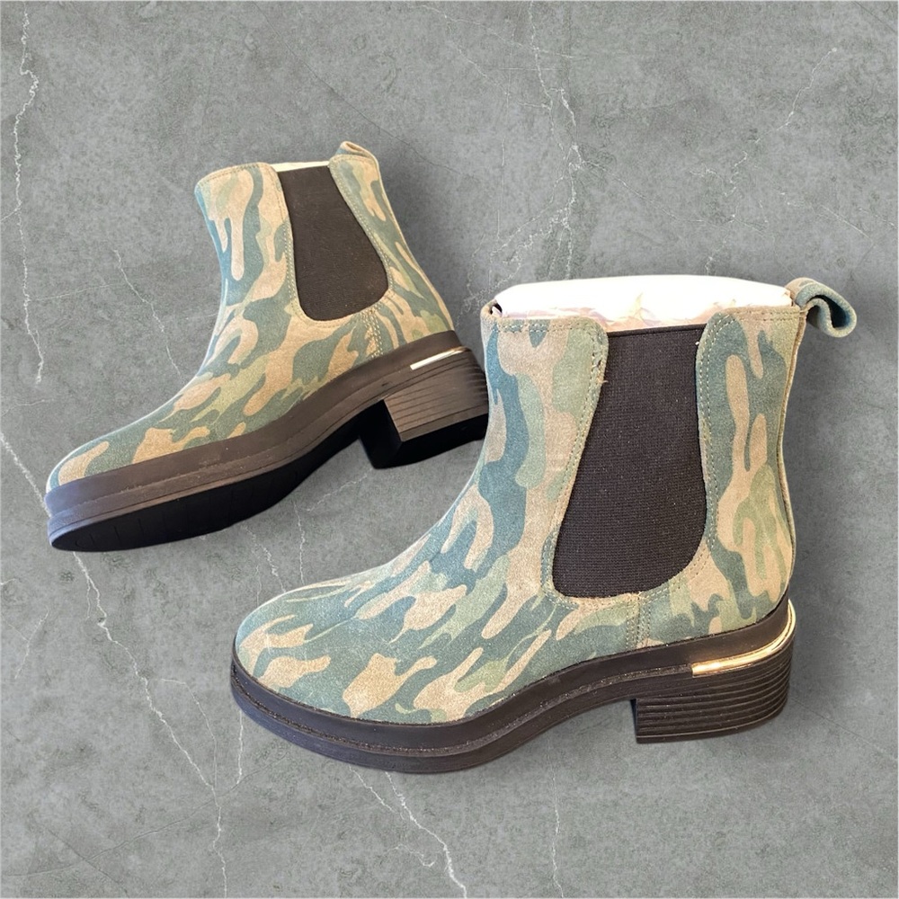 Kenneth Cole Camouflage Ankle Boots 5M